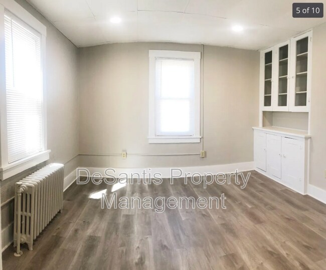 Building Photo - 229 State St