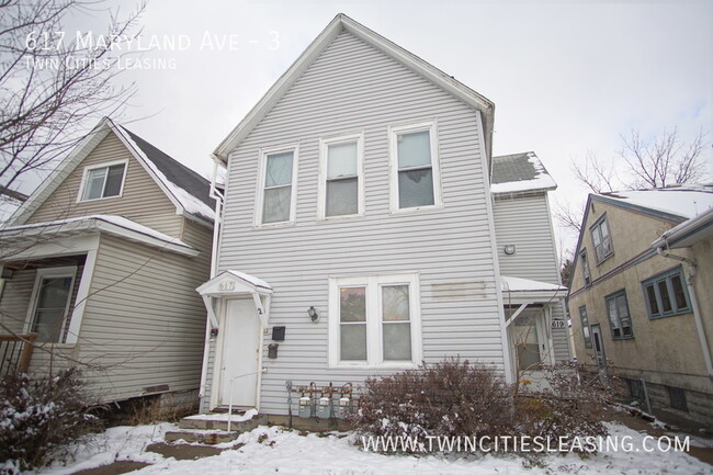 Building Photo - Top Level 1 Bedroom 1 Bath