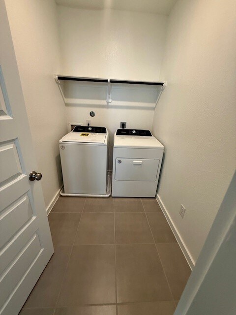 Building Photo - 17127 White Acer Wy