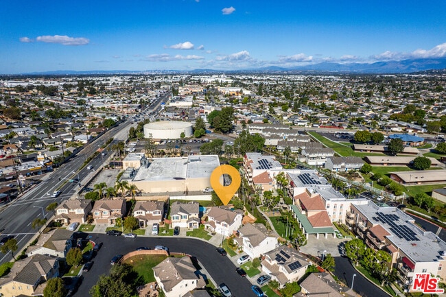 Building Photo - 13723 Rancho Ln