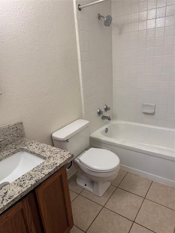 Building Photo - 500 Renee Dr