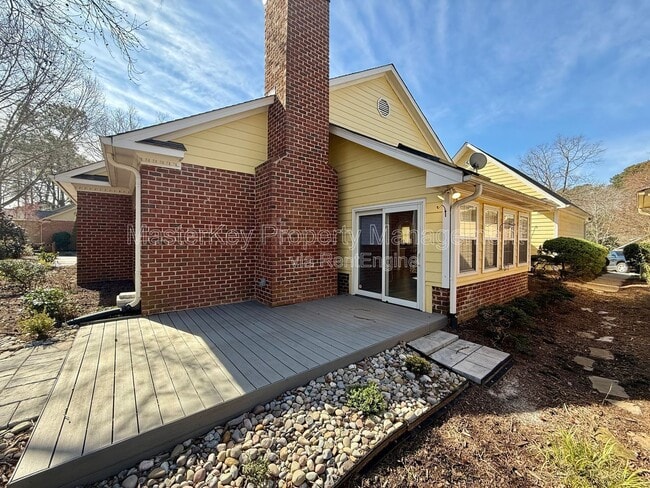 Building Photo - 101 Prestwick Pl