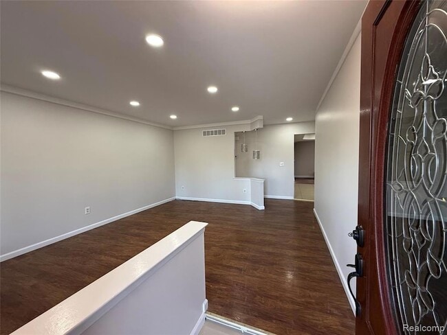 Building Photo - 2308 Kipling Dr