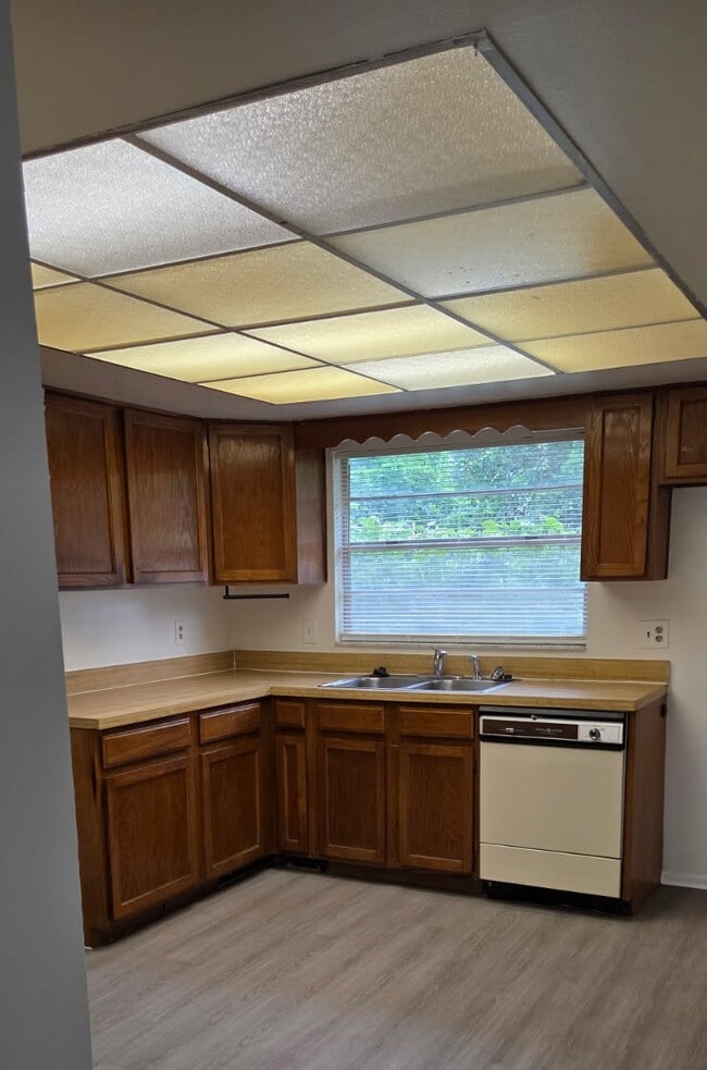 Building Photo - 6805 Bonavista Ct