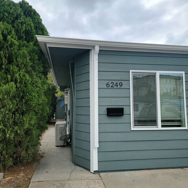 Building Photo - 6249-6253 Mary Lane Drive