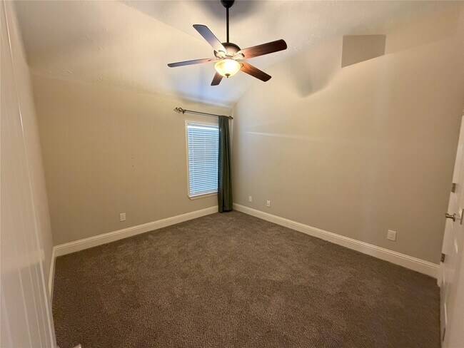 Building Photo - 13706 Naples Park Ln