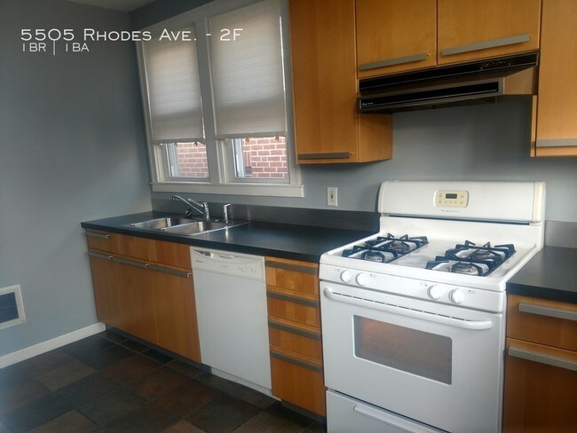 Building Photo - 5505 Rhodes Ave
