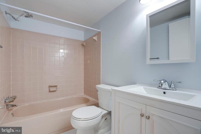 Building Photo - 7370 Eldorado St