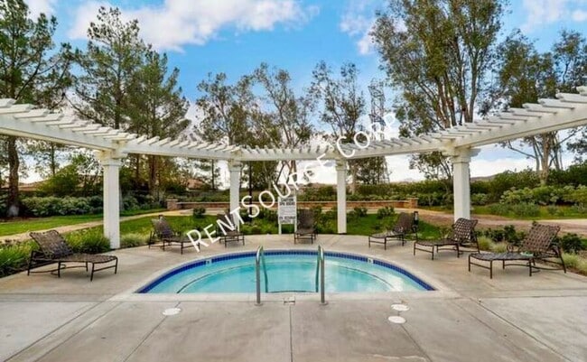 Building Photo - 28132 Castillo Ln