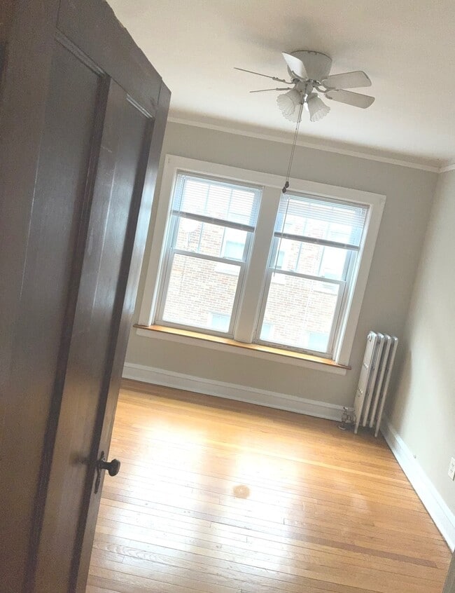 Building Photo - 3906 N Central Ave