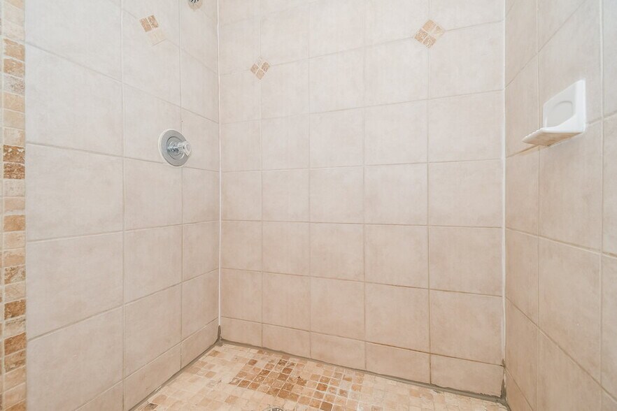 Building Photo - 1552 Shearwater Dr