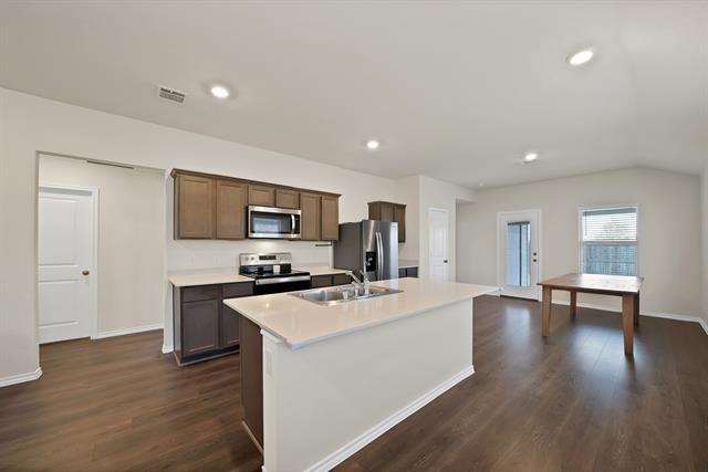 Building Photo - 3114 Pr Hl Grv