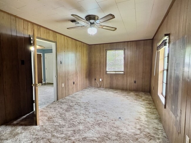 Building Photo - 3 Bed, 1 Bath in Montgomery close to Maxwell!