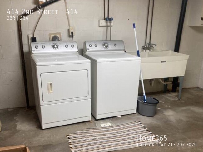 Building Photo - Charming 2 Bedroom Home!