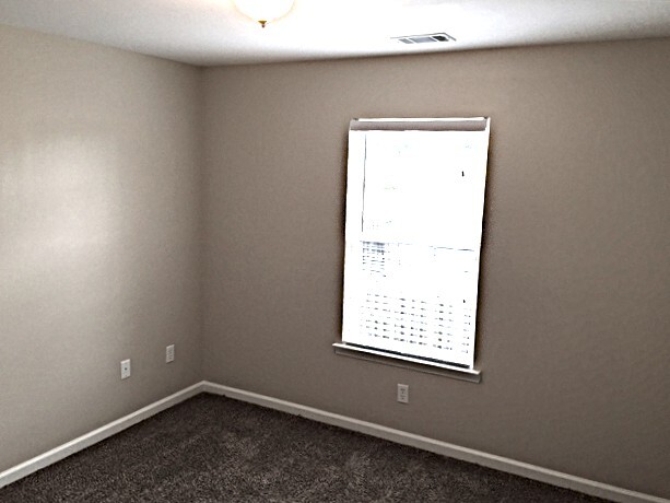 Building Photo - 1523 Bradley Blvd