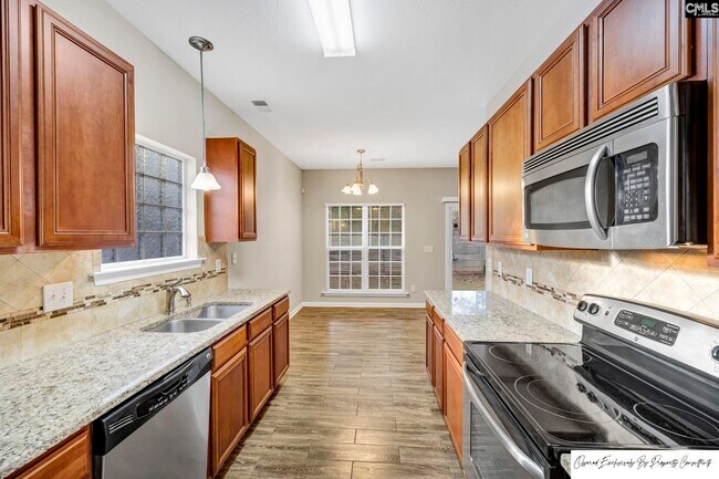 Building Photo - 143 Springhaven Dr
