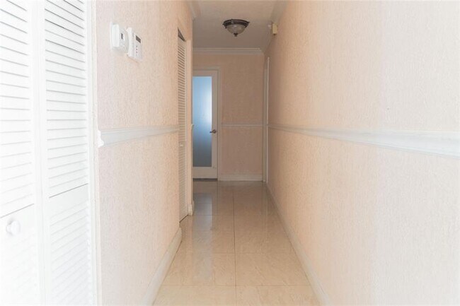 Building Photo - 7480 NW 37th Ct