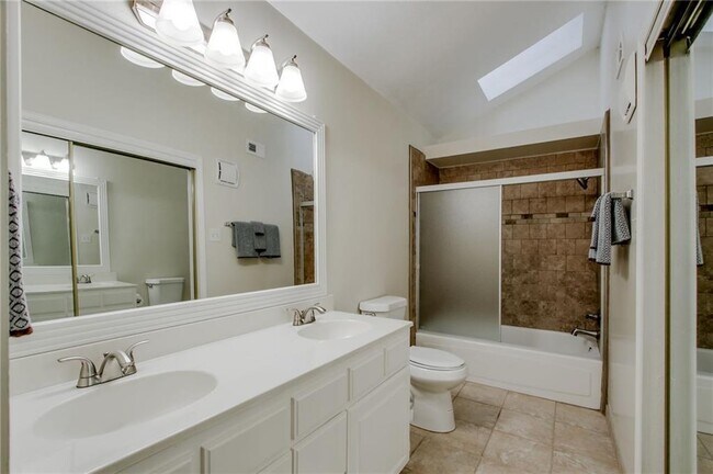 Building Photo - 631 Cimarron Trail