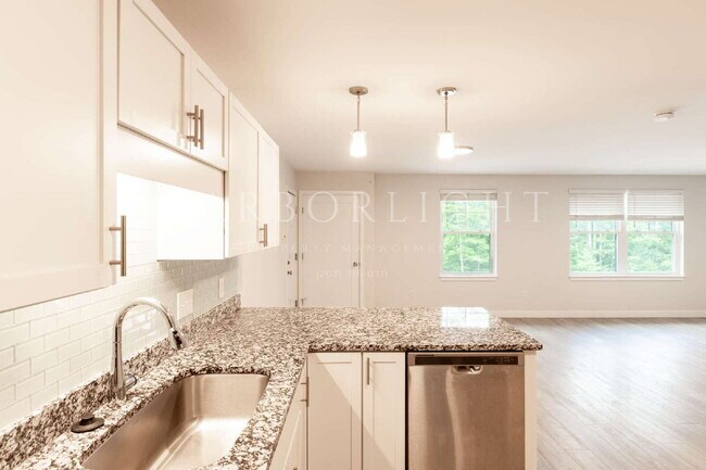 Building Photo - 37 Mill Commons Dr
