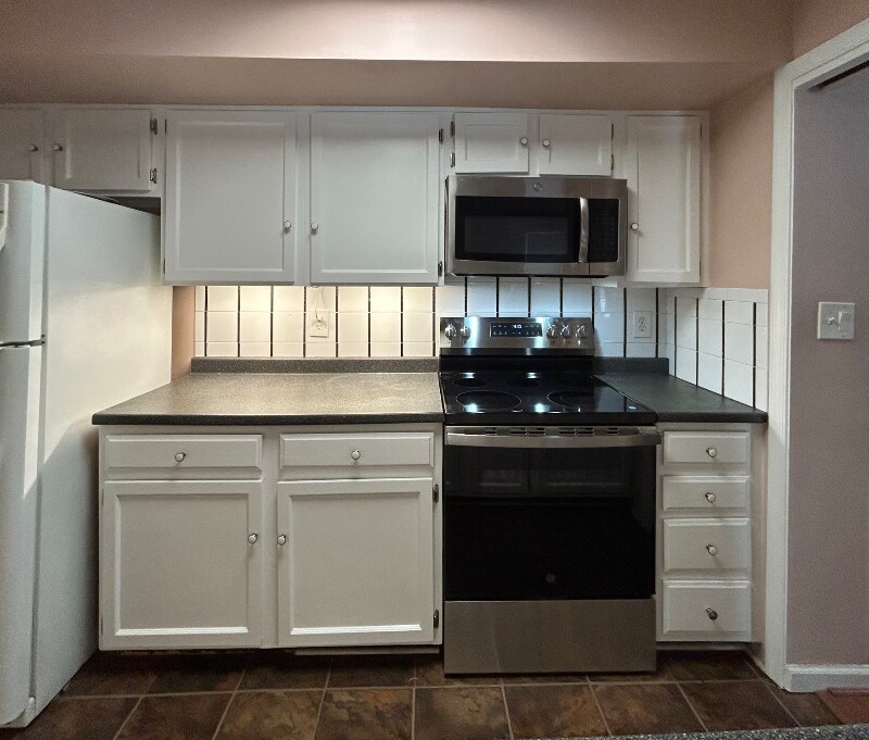 Building Photo - 13116 Shadyside Ln