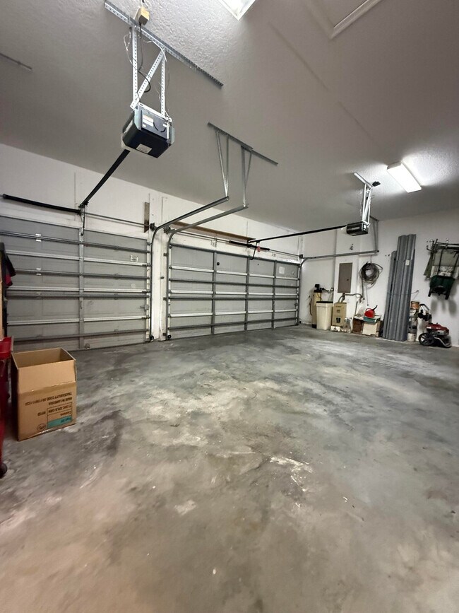 Building Photo - 408 North Key Lime Square SW