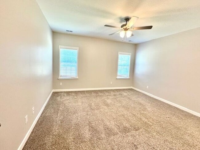 Building Photo - Now Leasing a 4-Bedroom 3 Bath Home in Byh...