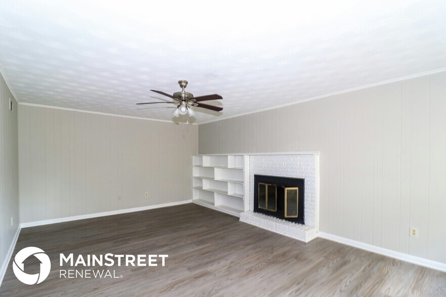 Building Photo - 5126 Battle Creek Dr