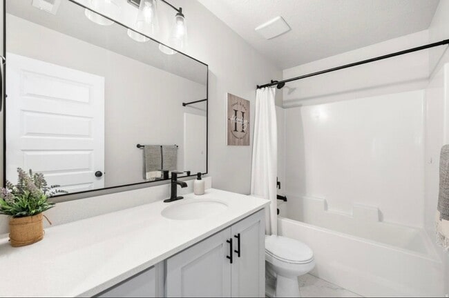 Building Photo - 4109 Mercur Dr
