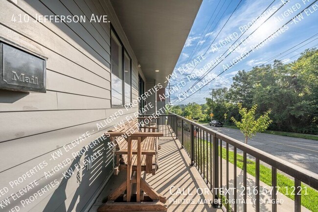 Building Photo - 410 Jefferson Ave