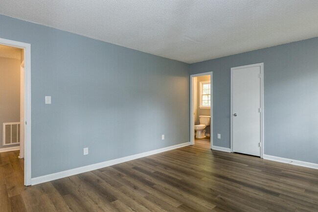 Building Photo - 8221 Rocky Ct