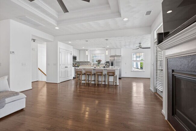 Building Photo - 207 Hearthstone Rch