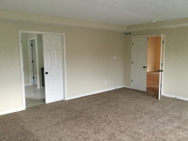 Building Photo - 8333 Parori Ln