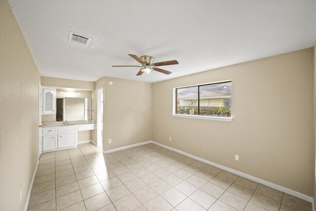 Building Photo - 9234 Long Barrel Ln