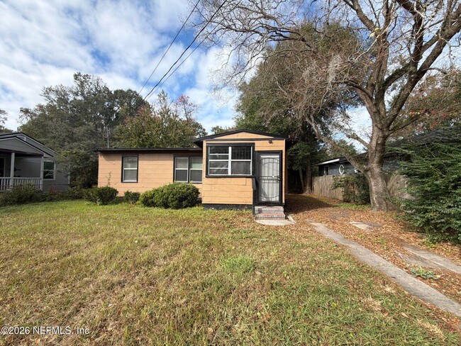 Building Photo - 5326 Mays Dr