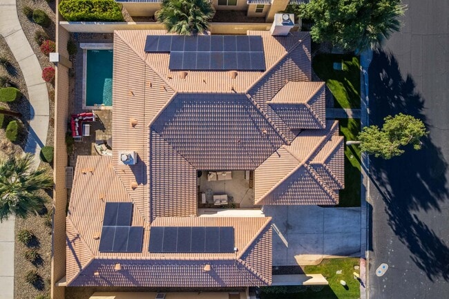 Building Photo - 49534 Lewis Rd