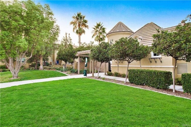 Building Photo - AVAILABLE! Pool Townhome/ Murrieta 2BR + Office, 2 Car Attached Garage