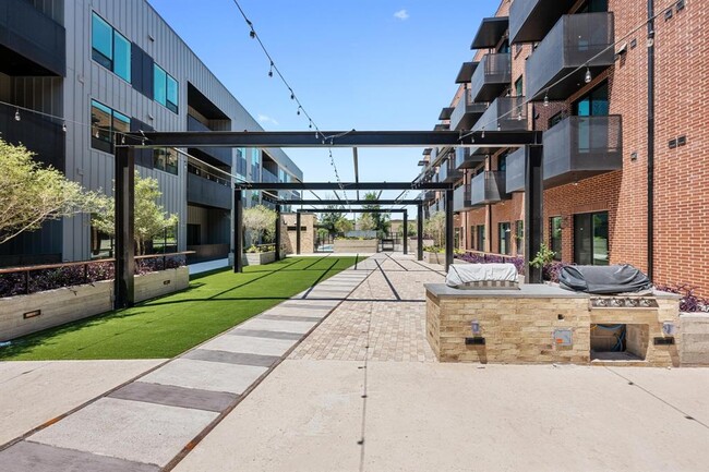 Building Photo - 4510 Terry-O Ln