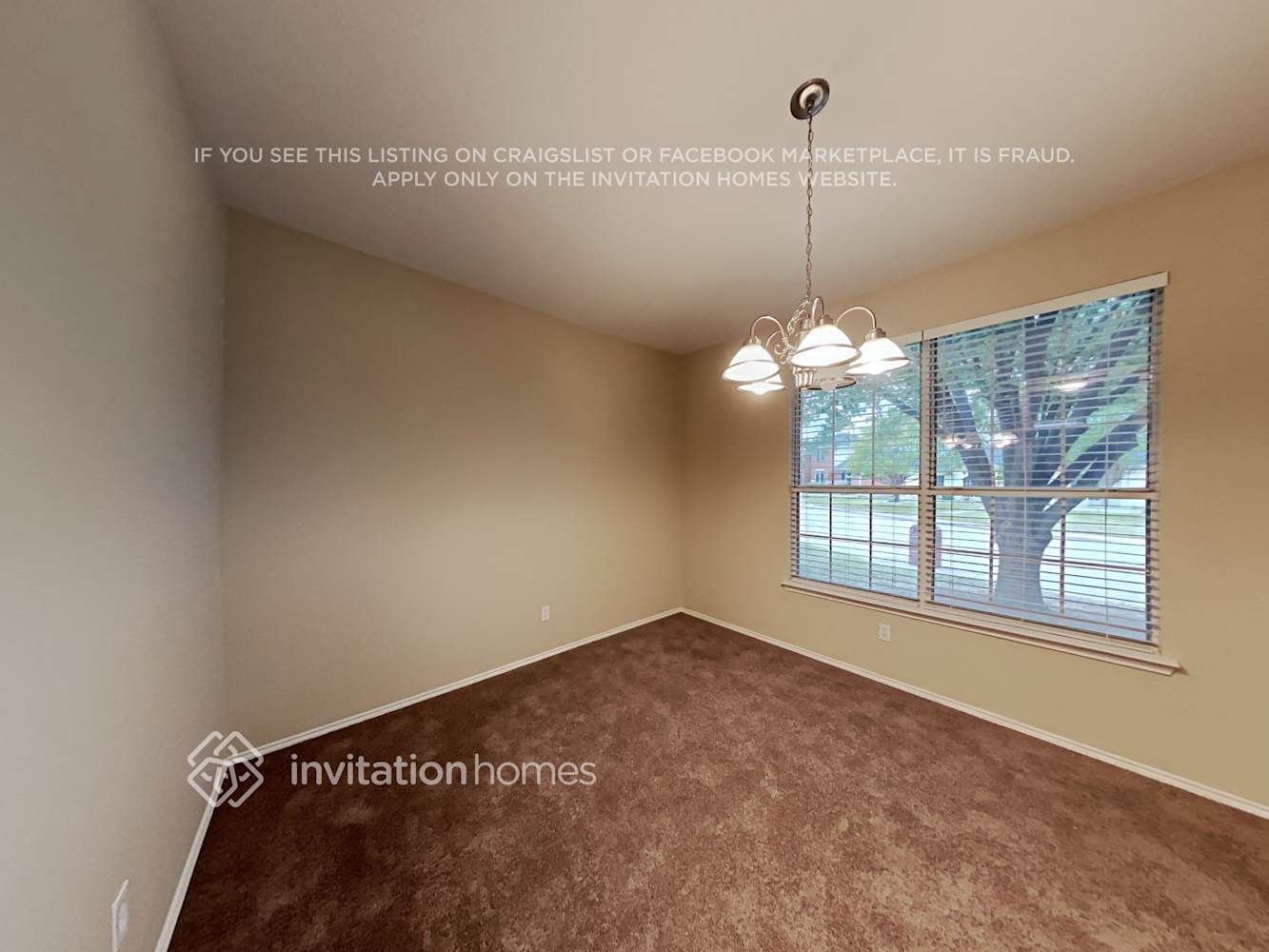 Building Photo - 200 Laramie Ln