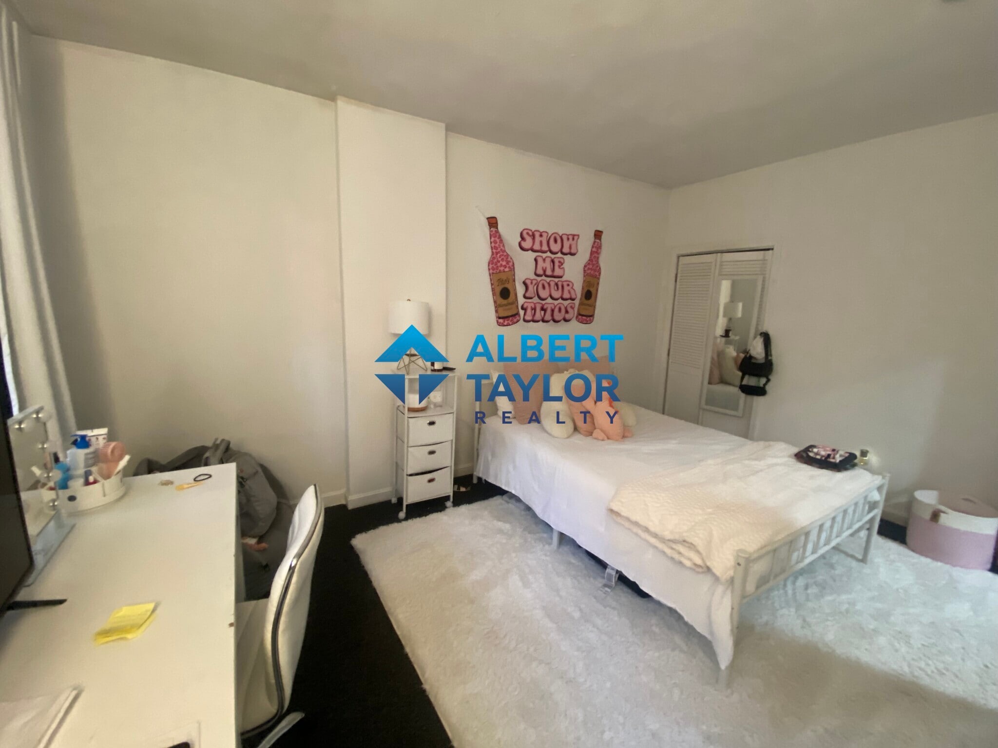 Building Photo - 14 Wigglesworth St