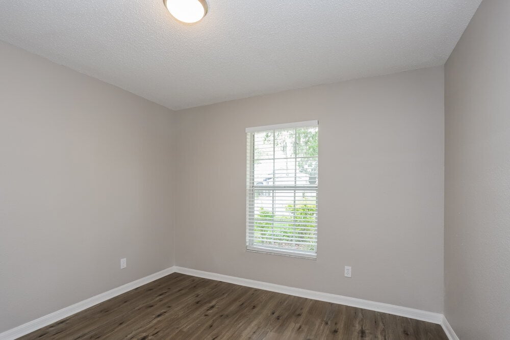 Building Photo - 5910 Erhardt Dr