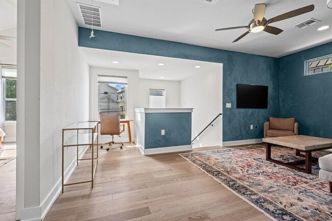 Building Photo - 2906 Webberville Rd