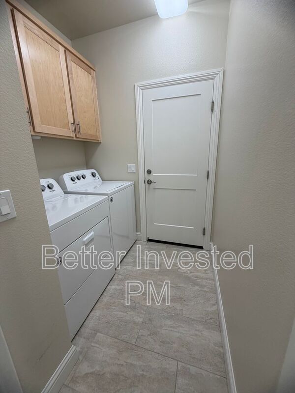 Building Photo - 1601 Keoke Ct