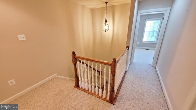 Building Photo - 631 Hurdle Mill Pl