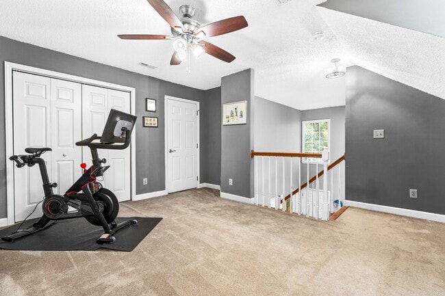 Building Photo - 6732 Queen Annes Dr