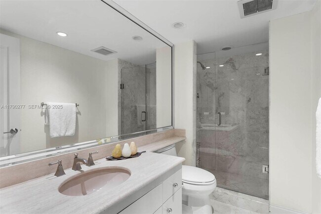 Building Photo - 19667 Turnberry Way