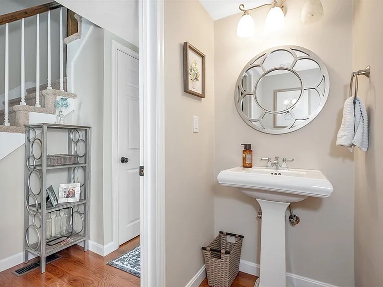 Building Photo - 31 Patrick Rd