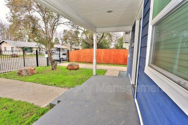 Building Photo - 3808 38th St