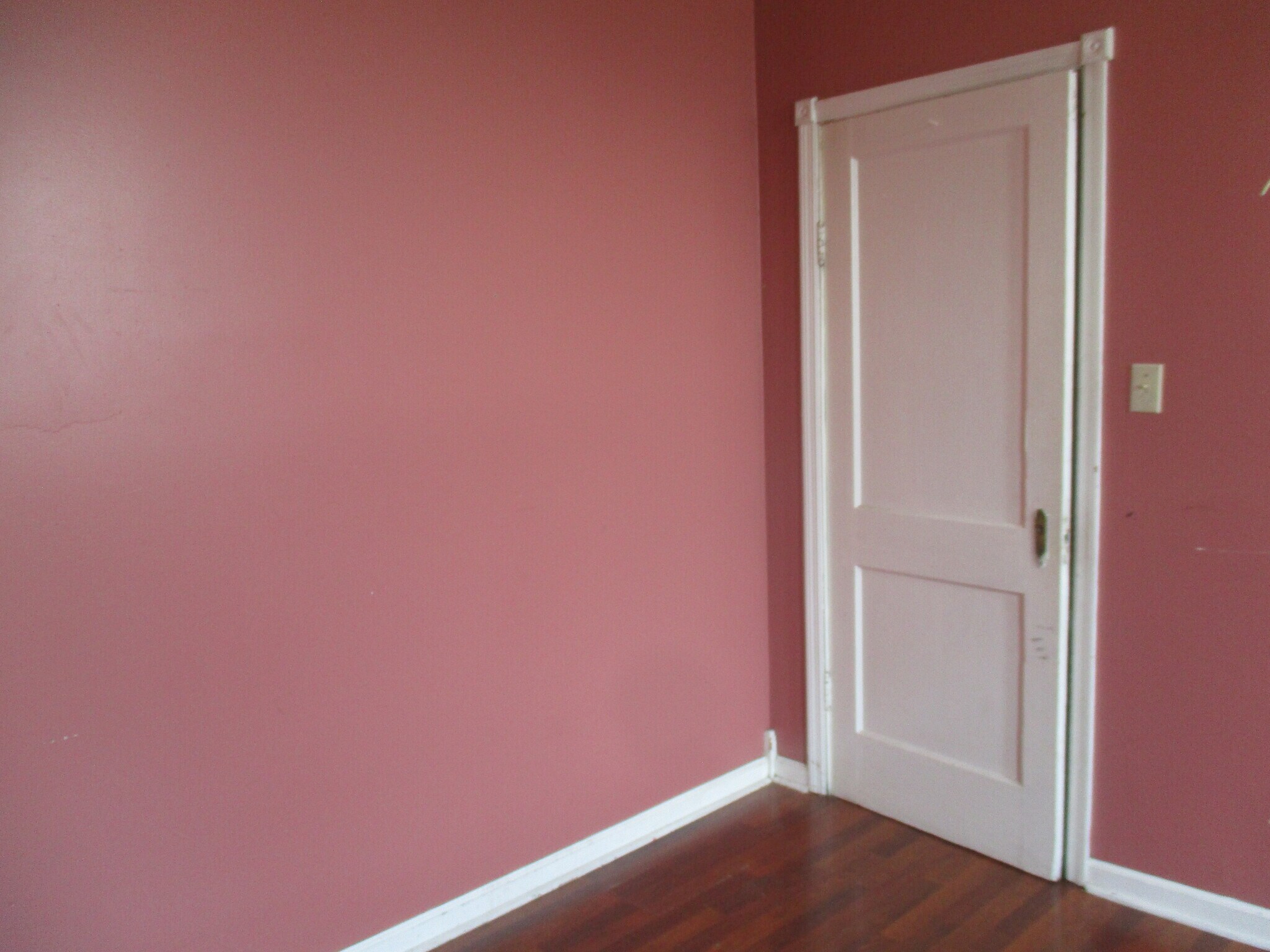 Building Photo - 43 E Main St