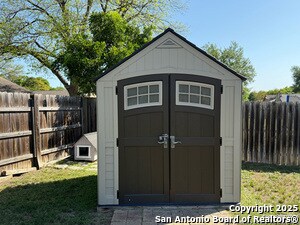 Building Photo - 7401 Oak Marsh St