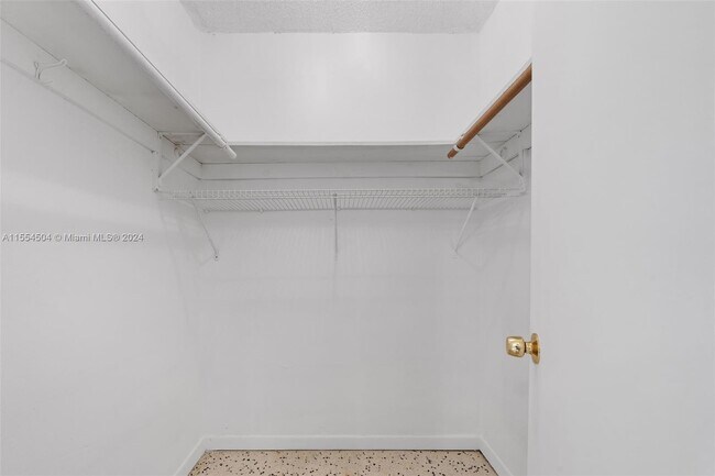 Building Photo - 8873 SW 25th St